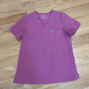 Figs Catarina One Pocket Scrub Top- Quartz Pink